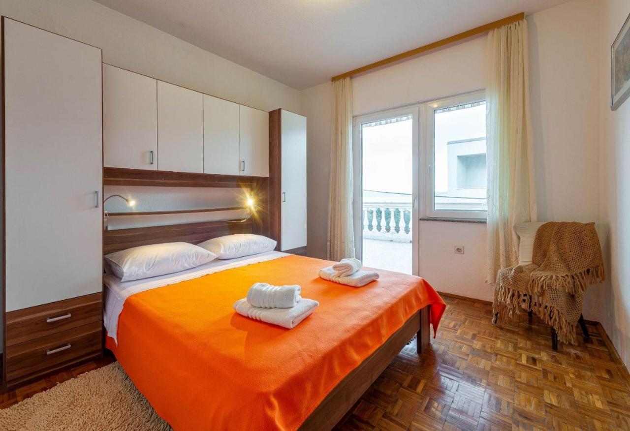 Family Friendly Seaside Apartments Kozino, Zadar - 5749 เพทรอซาเน ภายนอก รูปภาพ