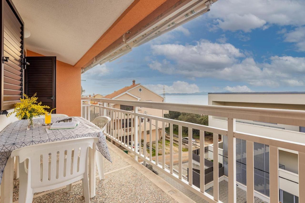 Family Friendly Seaside Apartments Kozino, Zadar - 5749 เพทรอซาเน ภายนอก รูปภาพ
